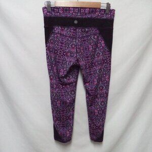 Athleta knit cropped capri workout pants leggings athleisure Size Sz Medium Md M